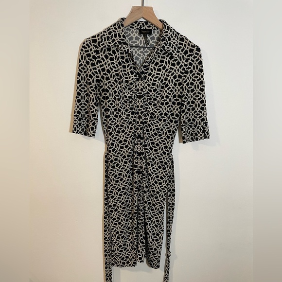 Laundry Shelli Segal Stretch Knit Slinky Shirt Dress Sz 2 Button Down Belted EUC - Picture 3 of 11